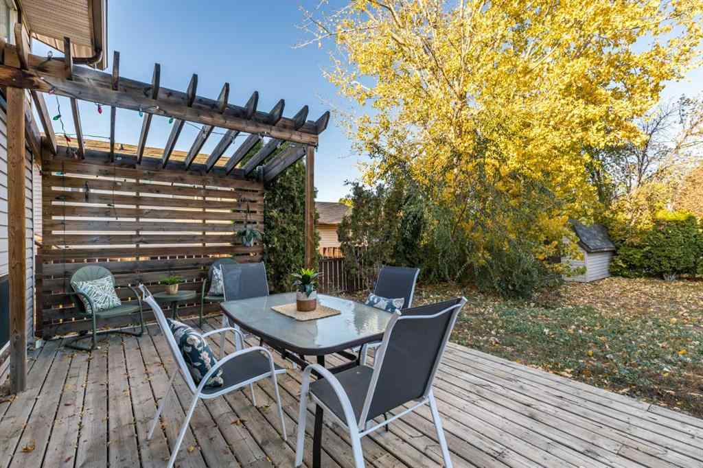 MLS® A2265672 - 516 Sissons Crescent SE in SE Southridge Medicine Hat, Residential