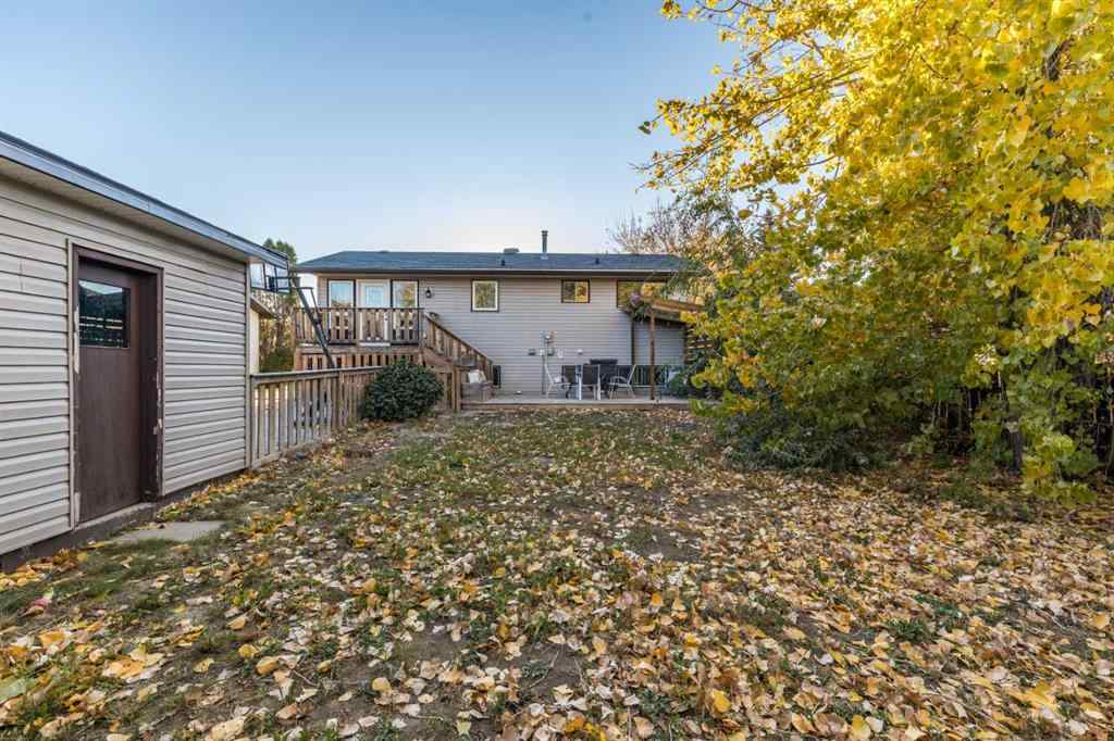 MLS® A2265672 - 516 Sissons Crescent SE in SE Southridge Medicine Hat, Residential