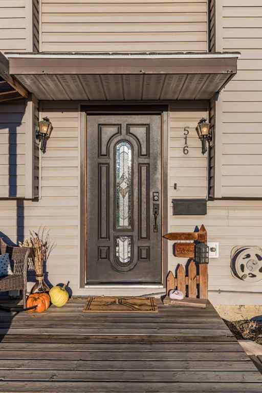 MLS® A2265672 - 516 Sissons Crescent SE in SE Southridge Medicine Hat, Residential