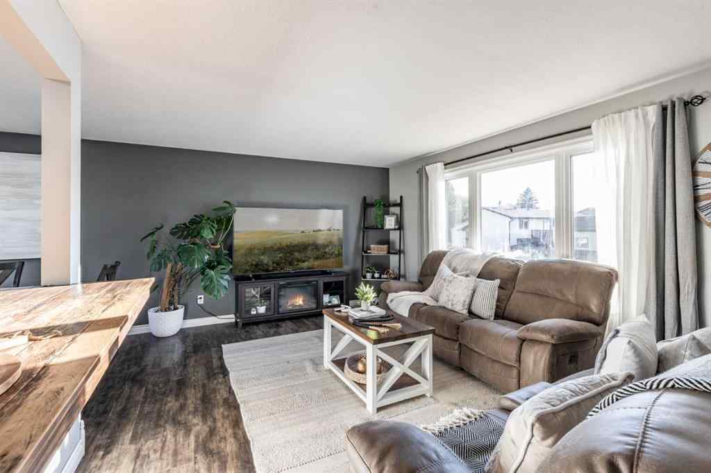 MLS® A2265672 - 516 Sissons Crescent SE in SE Southridge Medicine Hat, Residential