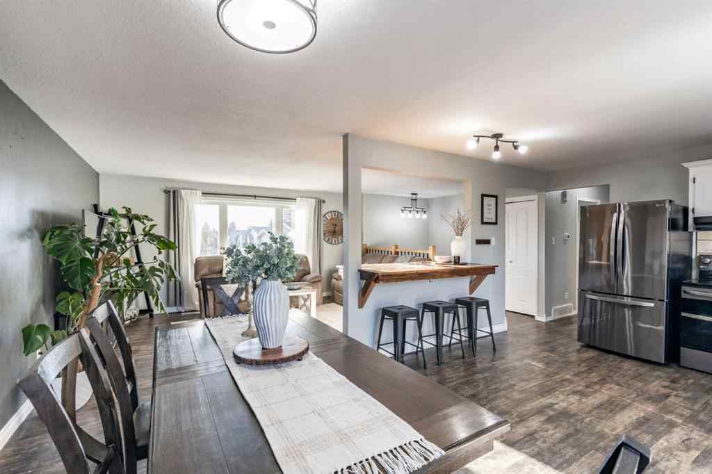 MLS® A2265672 - 516 Sissons Crescent SE in SE Southridge Medicine Hat, Residential
