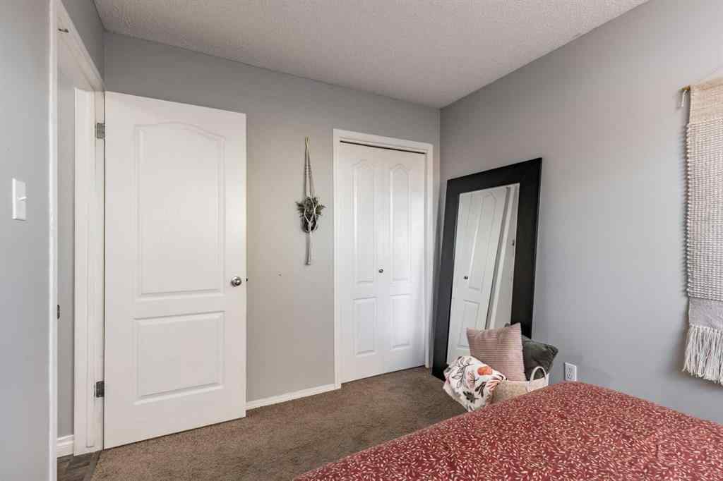 MLS® A2265672 - 516 Sissons Crescent SE in SE Southridge Medicine Hat, Residential