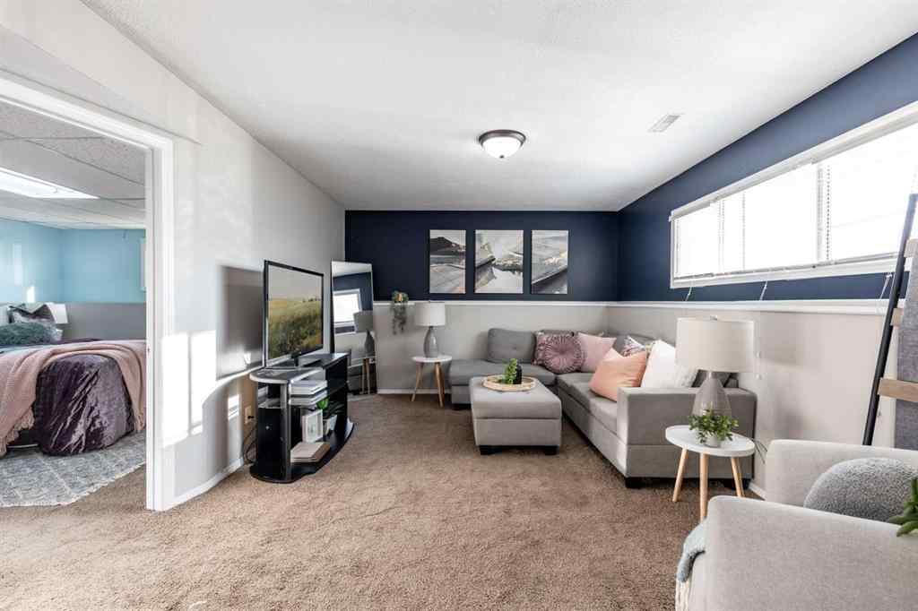 MLS® A2265672 - 516 Sissons Crescent SE in SE Southridge Medicine Hat, Residential