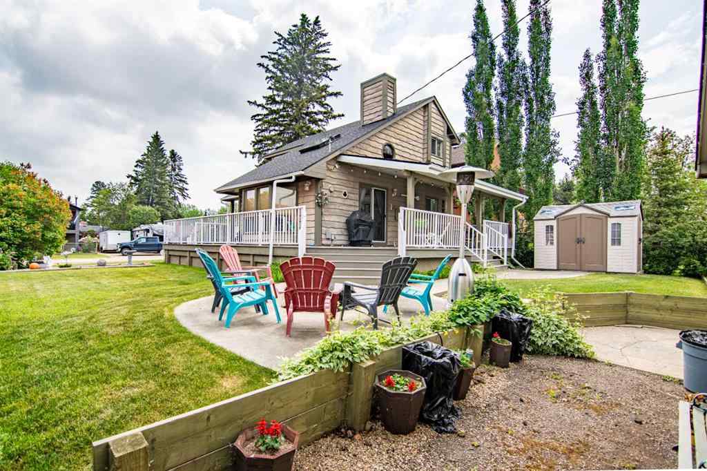 MLS® A2265675 - 5014 43 Street  in Cottage Area Sylvan Lake, Residential