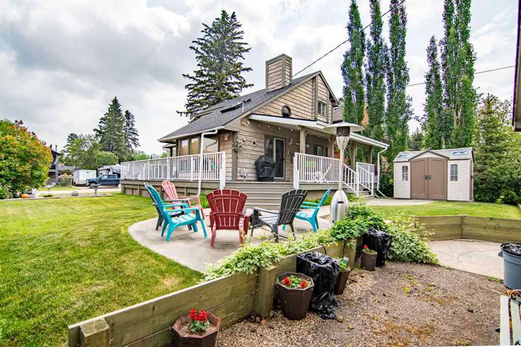 MLS® A2265675 - 5014 43 Street  in Cottage Area Sylvan Lake, Residential