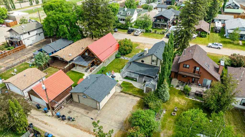 MLS® A2265675 - 5014 43 Street  in Cottage Area Sylvan Lake, Residential