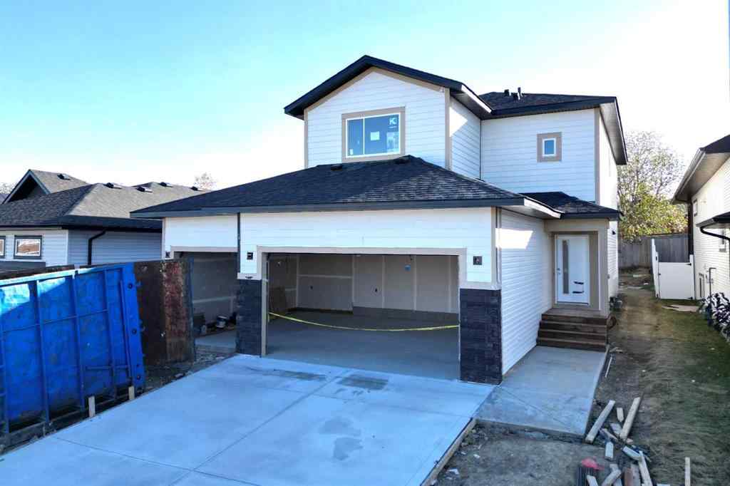 MLS® A2265678 - 5821 Maple Cres   in Hazelwood Estates Innisfail, Residential