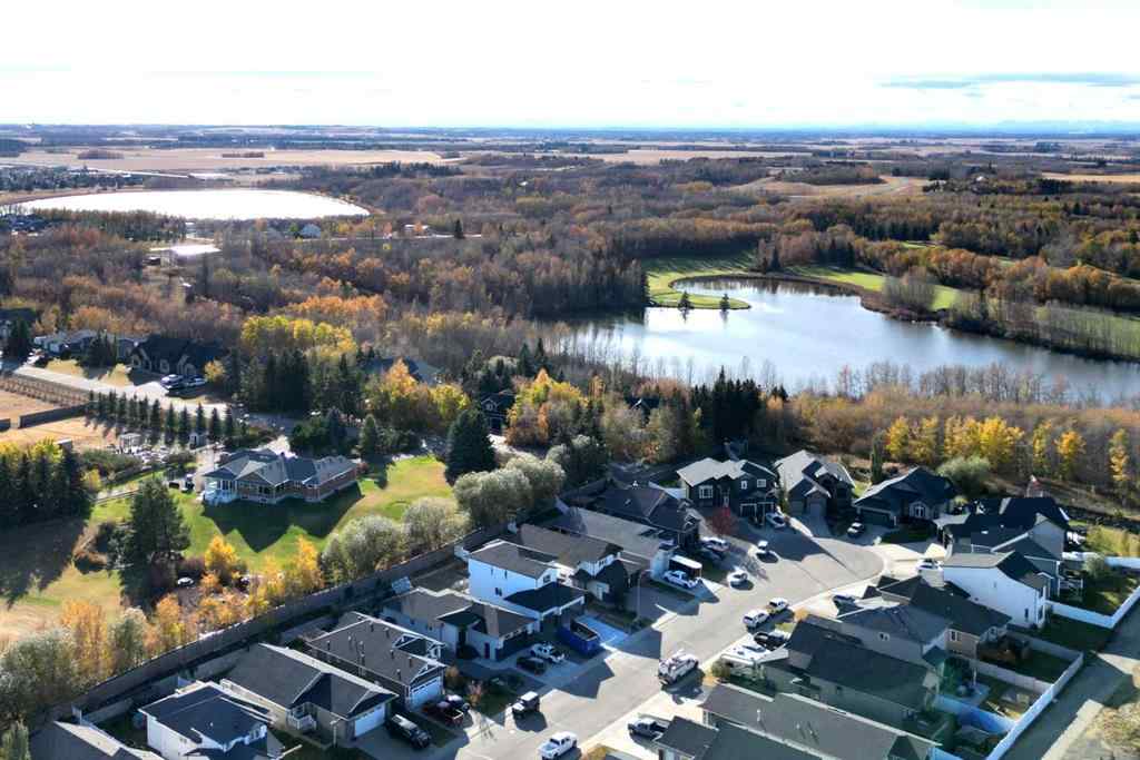 MLS® A2265678 - 5821 Maple Cres   in Hazelwood Estates Innisfail, Residential