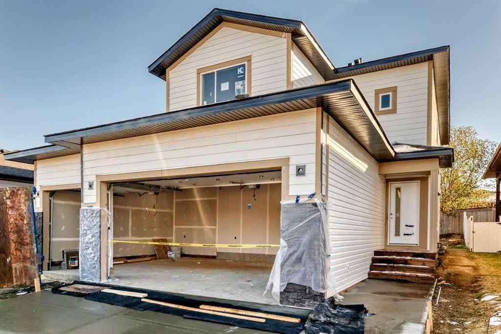 MLS® A2265678 - 5821 Maple Cres   in Hazelwood Estates Innisfail, Residential