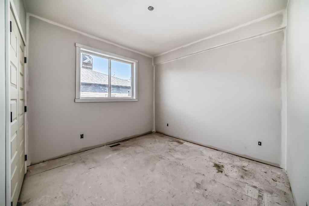 MLS® A2265678 - 5821 Maple Cres   in Hazelwood Estates Innisfail, Residential