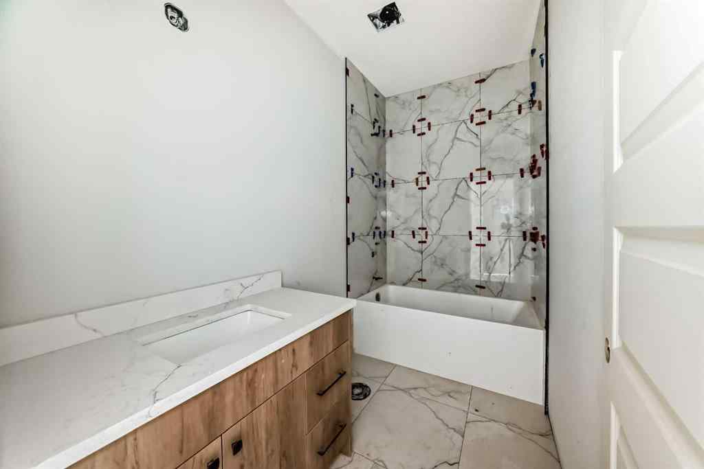 MLS® A2265678 - 5821 Maple Cres   in Hazelwood Estates Innisfail, Residential