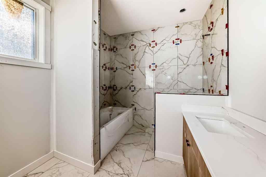 MLS® A2265678 - 5821 Maple Cres   in Hazelwood Estates Innisfail, Residential