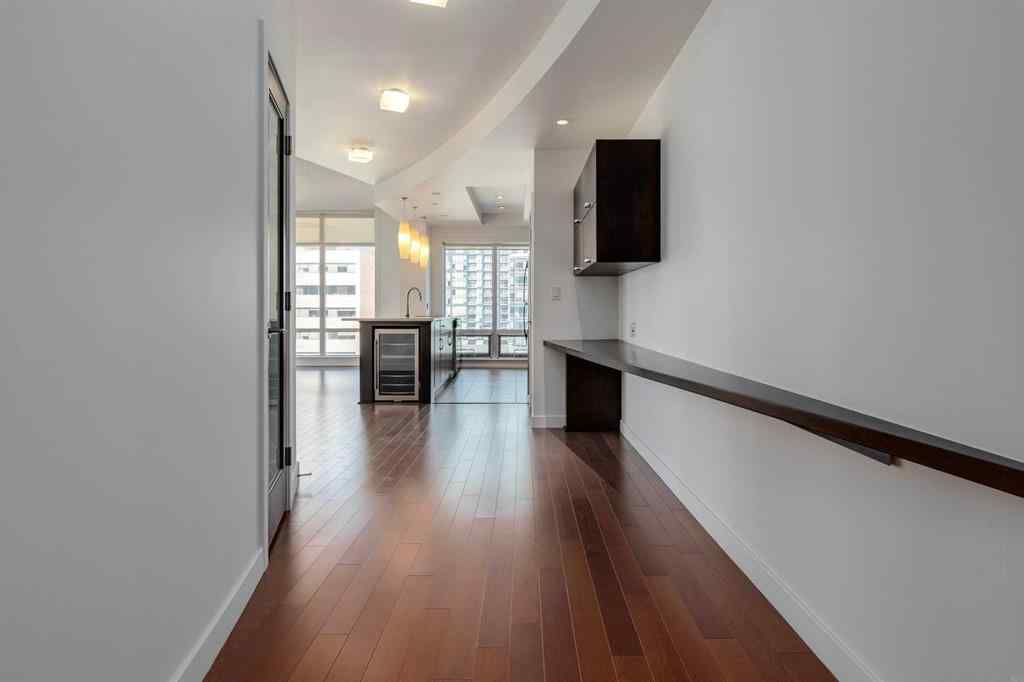 MLS® A2265679 - Unit #802 530 12 Avenue SW in Beltline Calgary, Residential