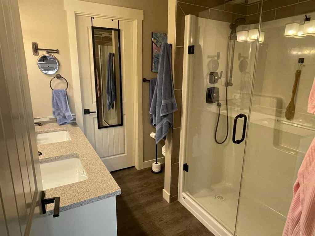 MLS® A2265680 - Unit #124 5210 Lakeshore Drive  in Downtown Sylvan Lake, Residential