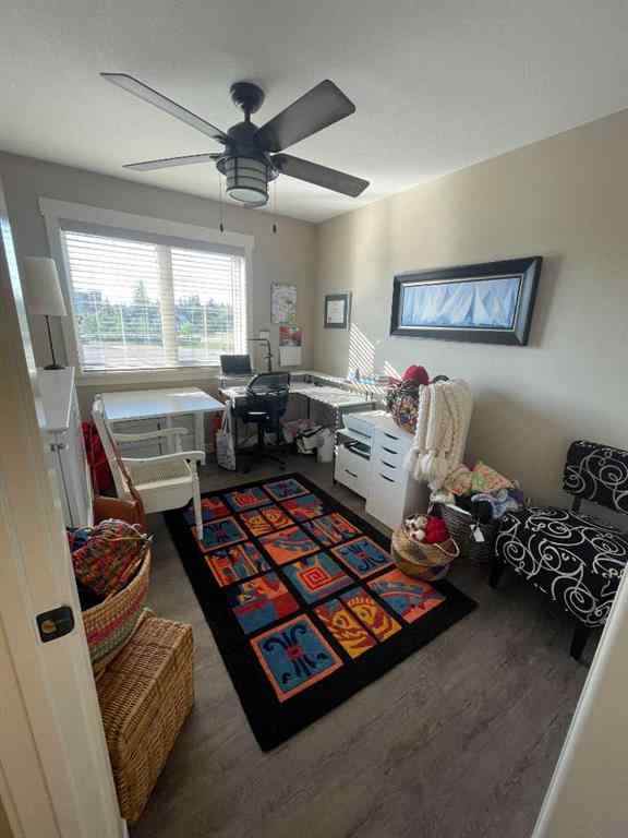 MLS® A2265680 - Unit #124 5210 Lakeshore Drive  in Downtown Sylvan Lake, Residential