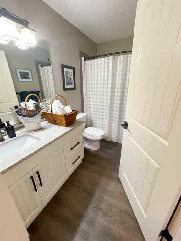 MLS® A2265680 - Unit #124 5210 Lakeshore Drive  in Downtown Sylvan Lake, Residential