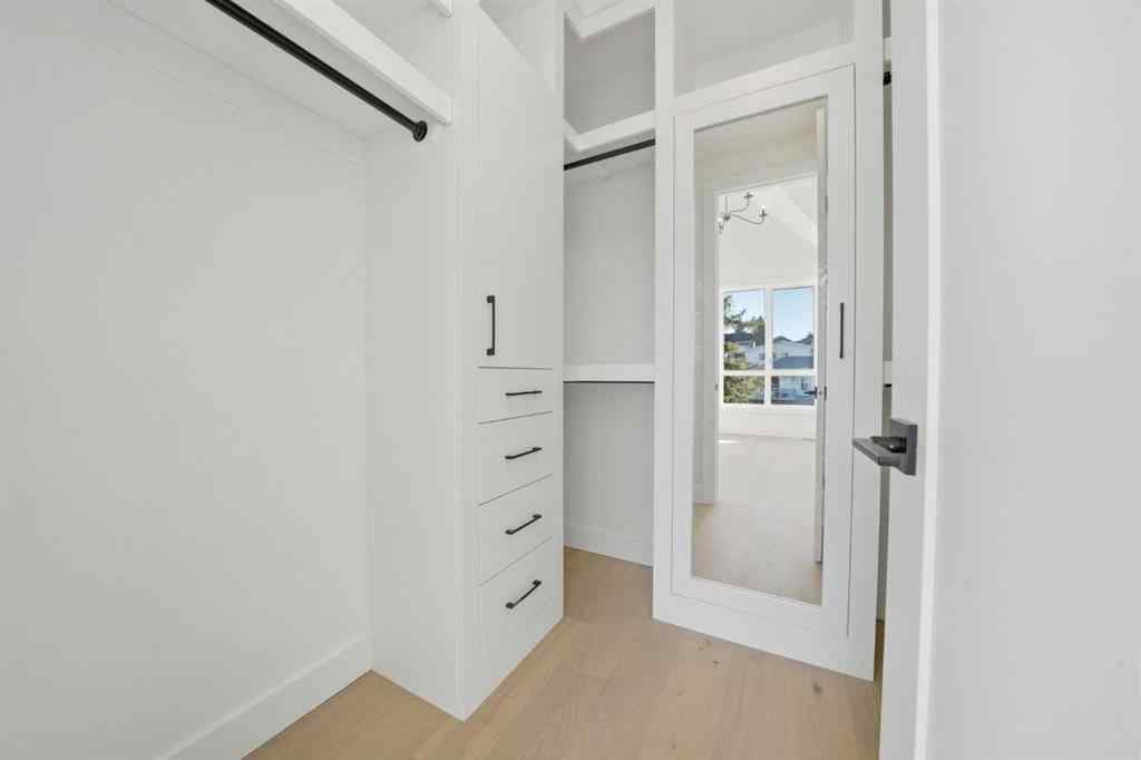 MLS® A2265682 - 2412 29 Avenue SW in Richmond Calgary, Residential