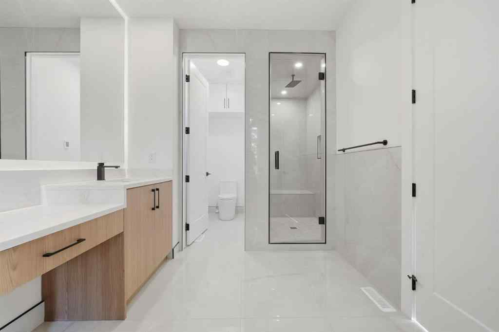 MLS® A2265682 - 2412 29 Avenue SW in Richmond Calgary, Residential