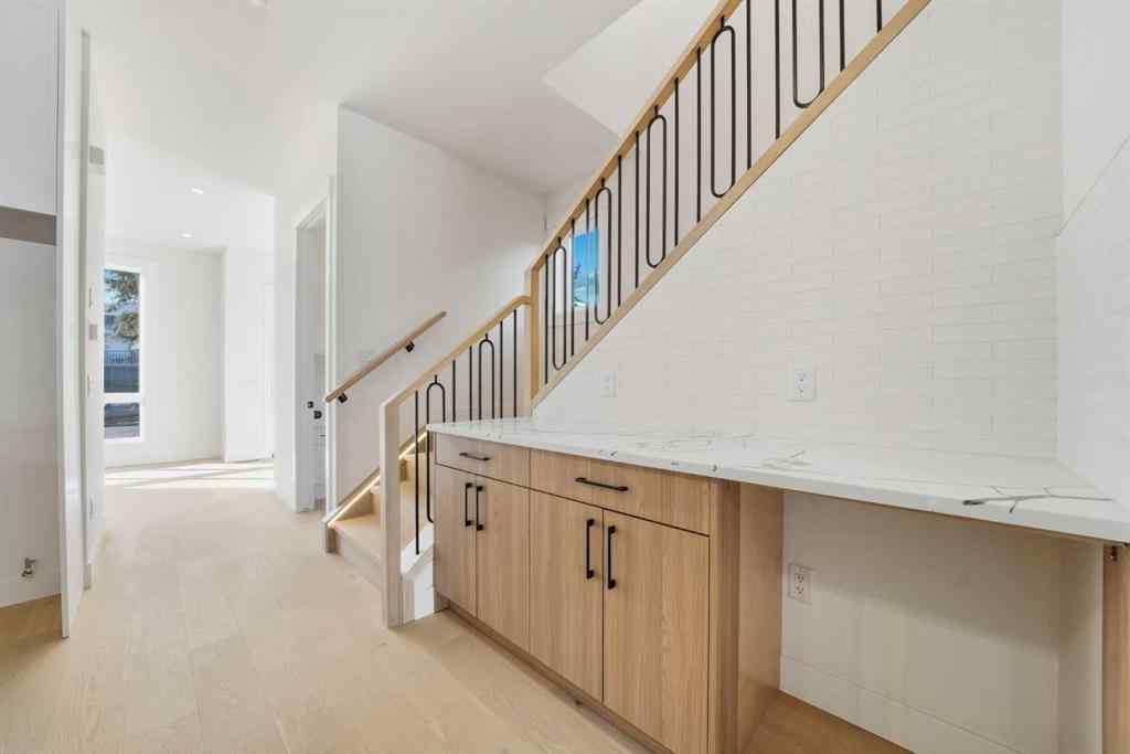 MLS® A2265682 - 2412 29 Avenue SW in Richmond Calgary, Residential