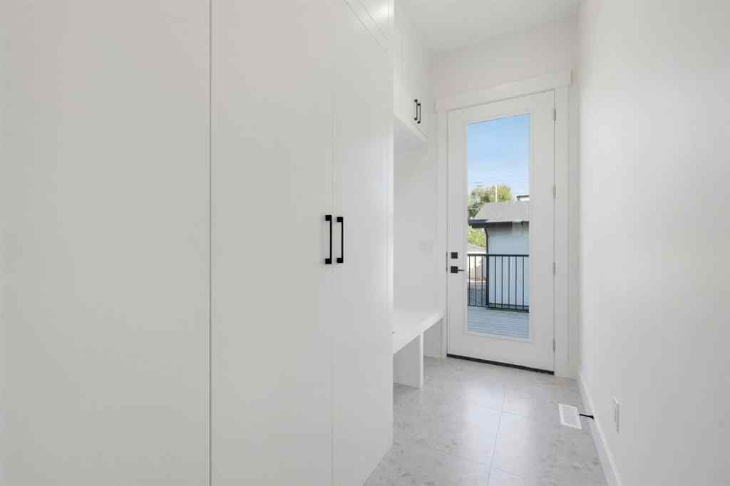 MLS® A2265682 - 2412 29 Avenue SW in Richmond Calgary, Residential