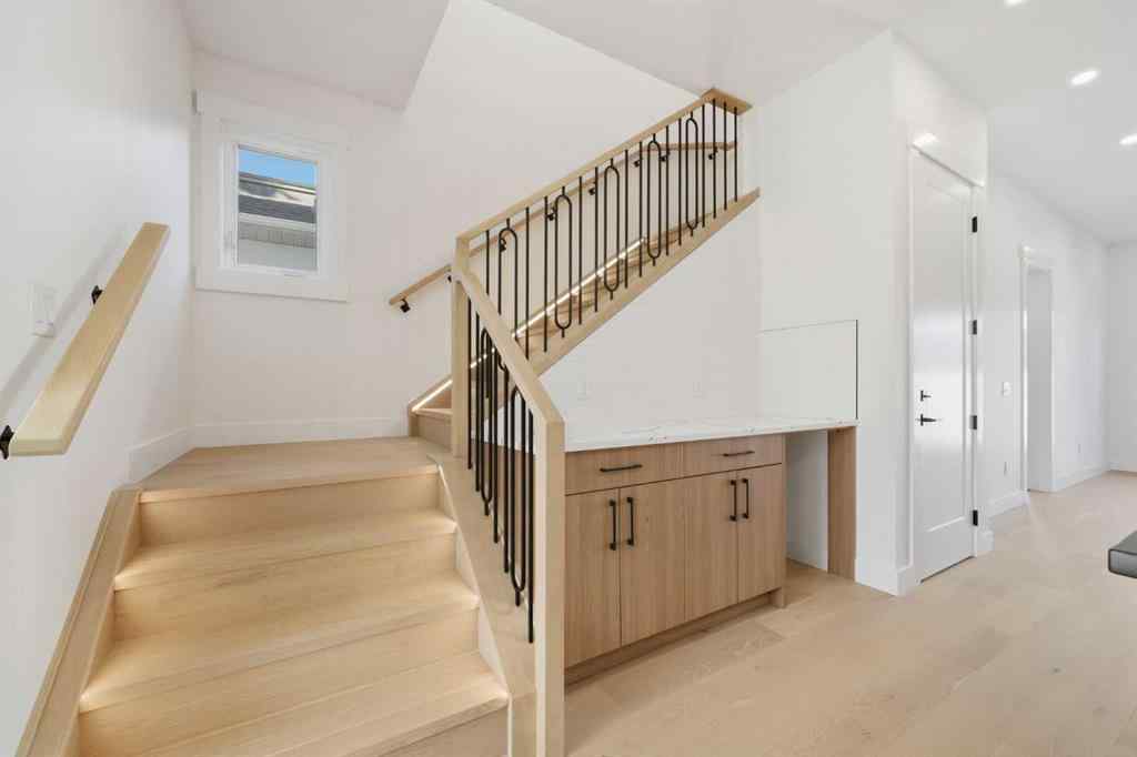 MLS® A2265682 - 2412 29 Avenue SW in Richmond Calgary, Residential