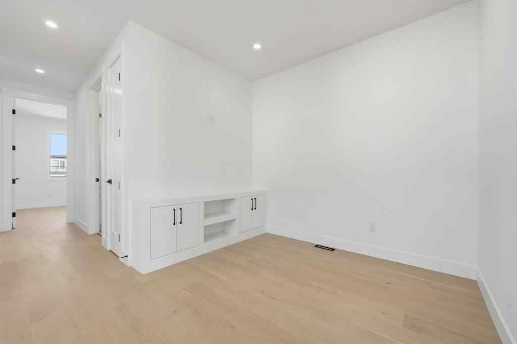 MLS® A2265682 - 2412 29 Avenue SW in Richmond Calgary, Residential