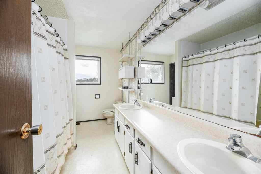 MLS® A2265687 - 5021 48 Avenue  in NONE Rimbey, Residential