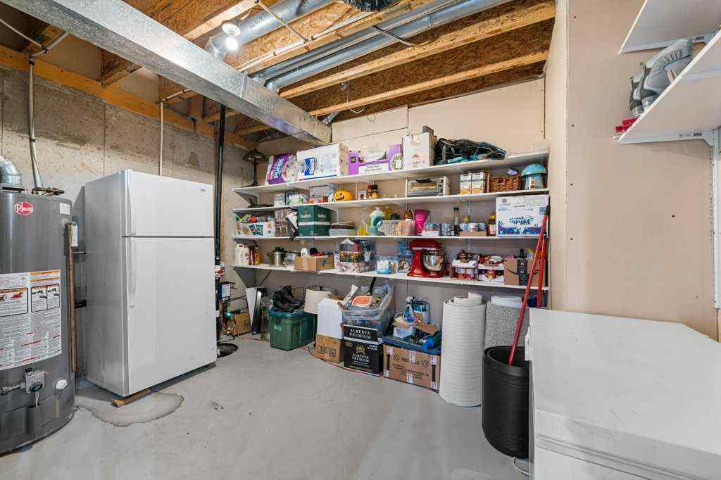 MLS® A2265690 - 615 10 Avenue NE in Renfrew Calgary, Residential