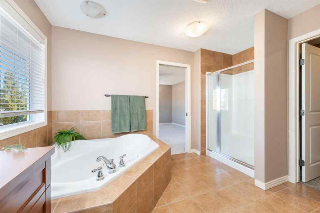 MLS® A2265693 - 31 Autumn Place SE in Auburn Bay Calgary, Residential