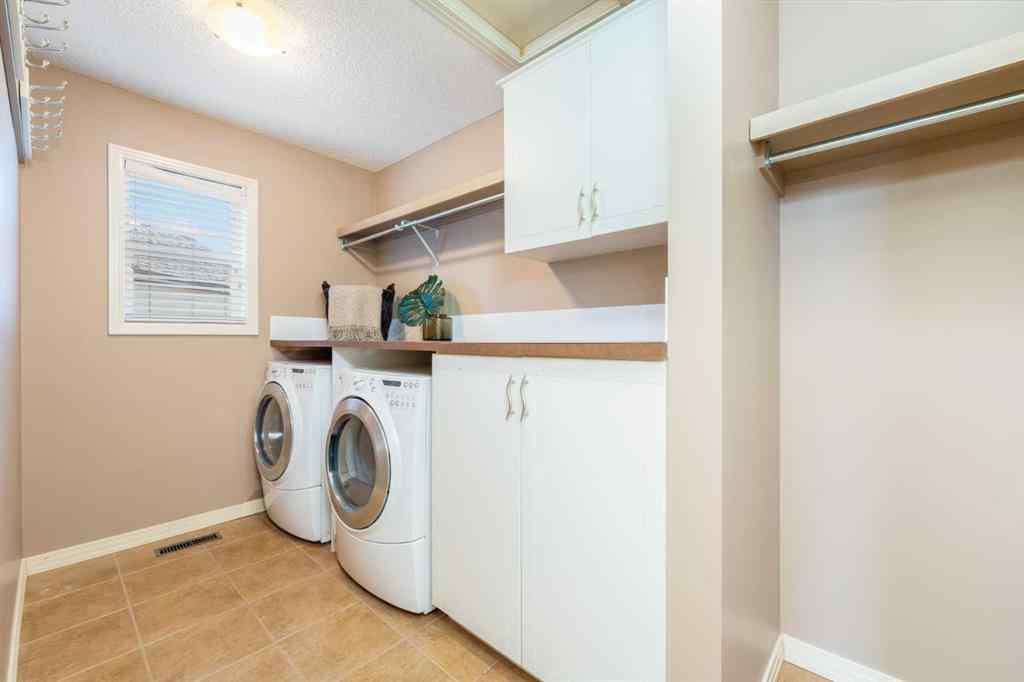 MLS® A2265693 - 31 Autumn Place SE in Auburn Bay Calgary, Residential