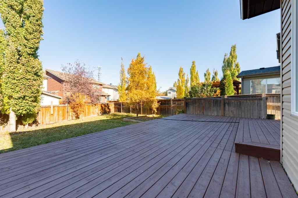 MLS® A2265693 - 31 Autumn Place SE in Auburn Bay Calgary, Residential