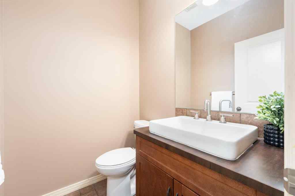 MLS® A2265693 - 31 Autumn Place SE in Auburn Bay Calgary, Residential