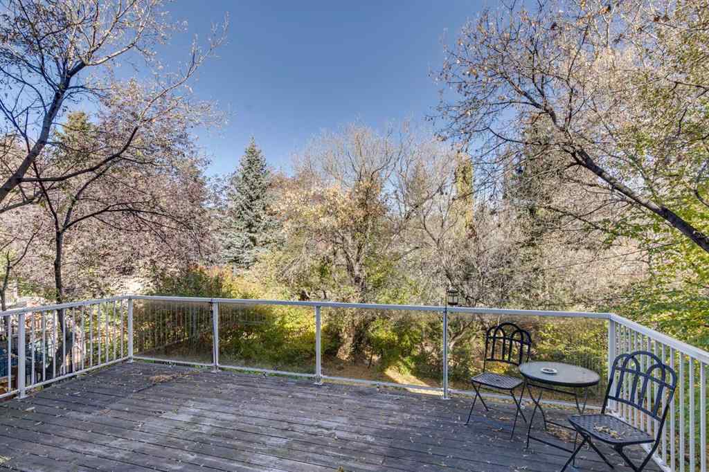 MLS® A2265694 - 1302 Frontenac Avenue SW in Upper Mount Royal Calgary, Residential