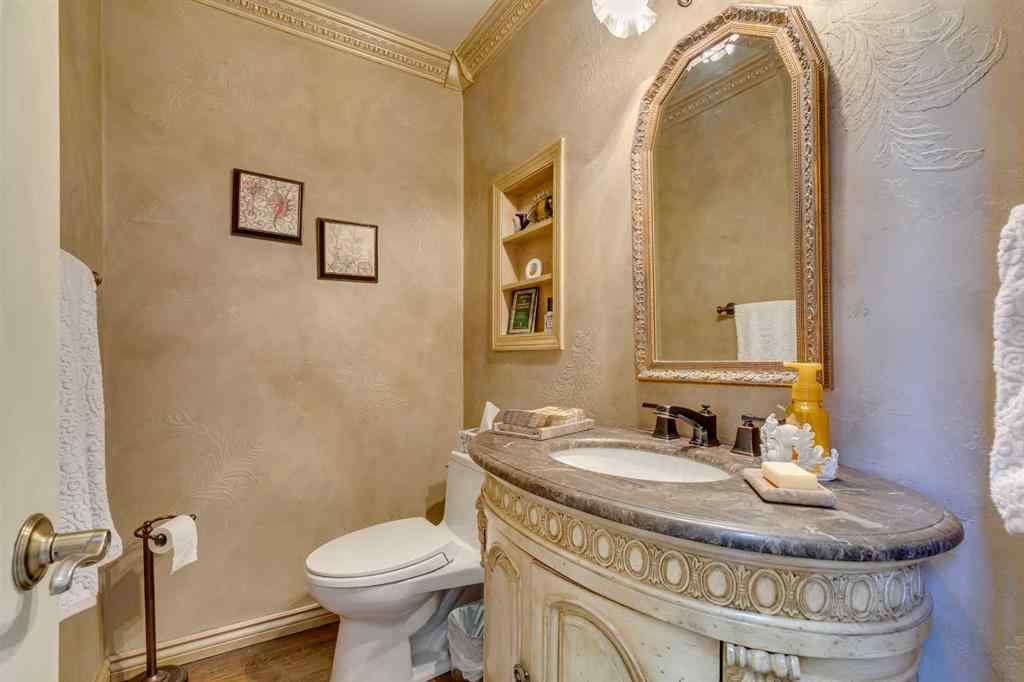 MLS® A2265694 - 1302 Frontenac Avenue SW in Upper Mount Royal Calgary, Residential