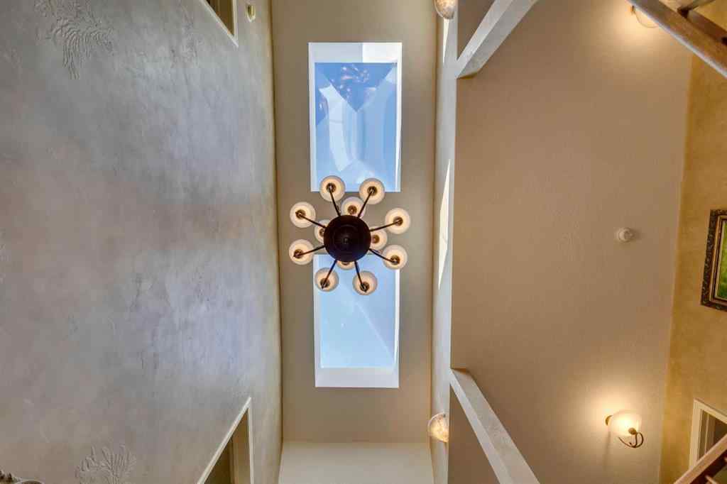 MLS® A2265694 - 1302 Frontenac Avenue SW in Upper Mount Royal Calgary, Residential