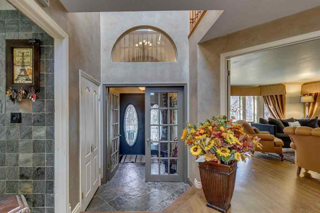 MLS® A2265694 - 1302 Frontenac Avenue SW in Upper Mount Royal Calgary, Residential