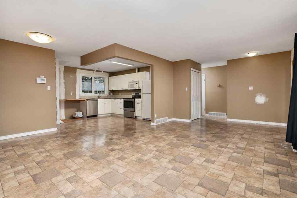 MLS® A2265697 - 6505 45A Avenue  in Westmount Camrose, Residential