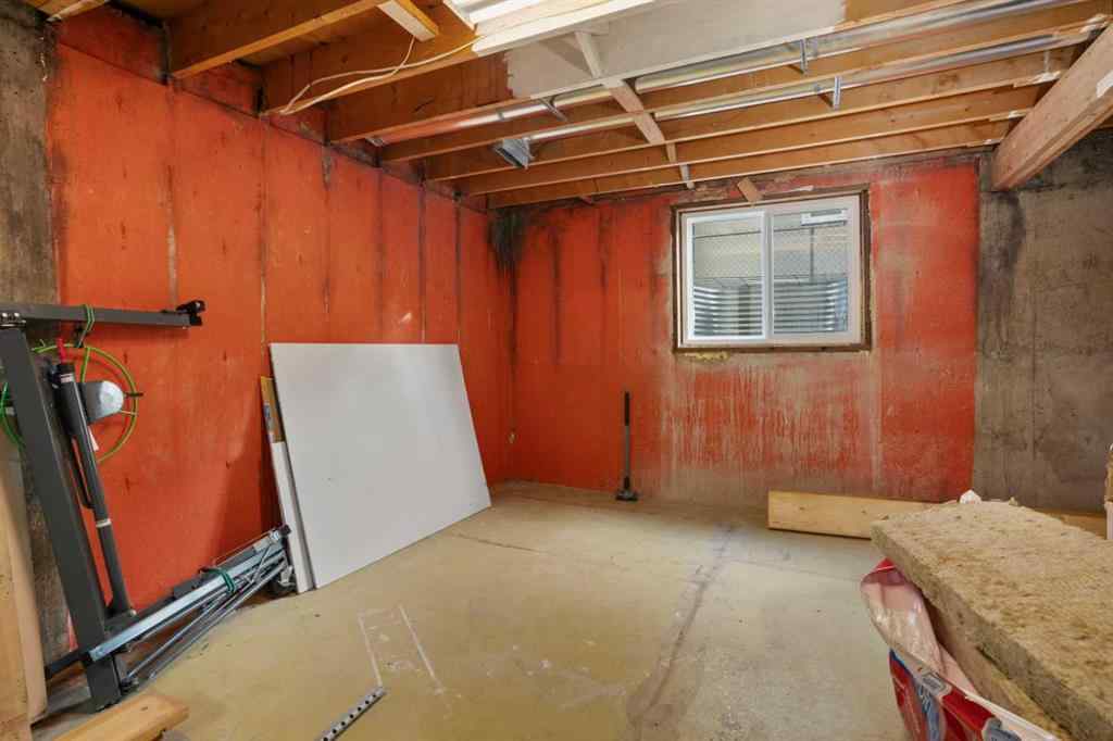 MLS® A2265697 - 6505 45A Avenue  in Westmount Camrose, Residential