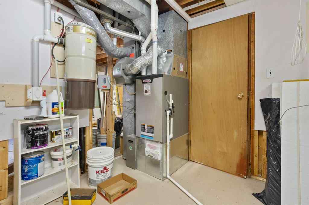 MLS® A2265697 - 6505 45A Avenue  in Westmount Camrose, Residential