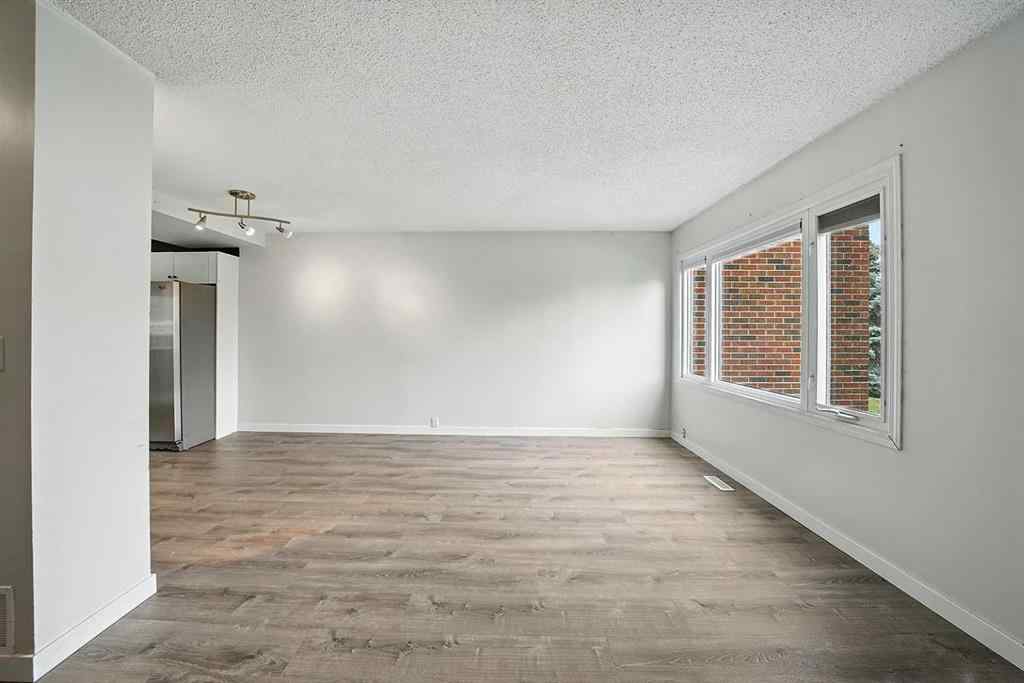 MLS® A2265699 - Unit #13 15 Stanton Street  in Sunnybrook Red Deer, Residential