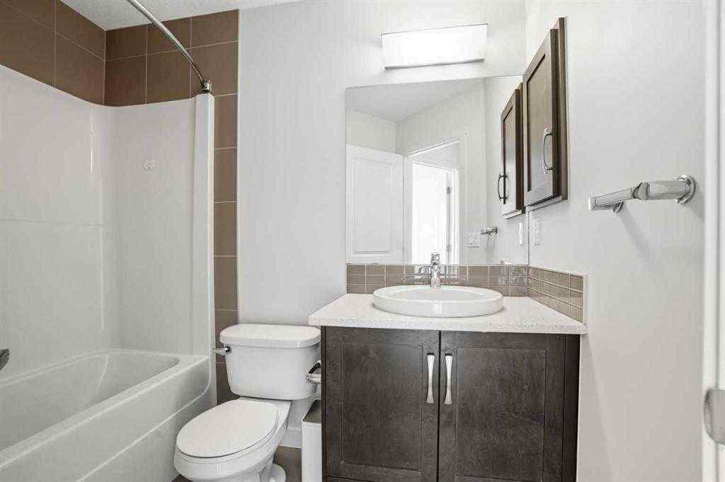 MLS® A2265700 - 22 Nolan Hill Gate NW in Nolan Hill Calgary, Residential