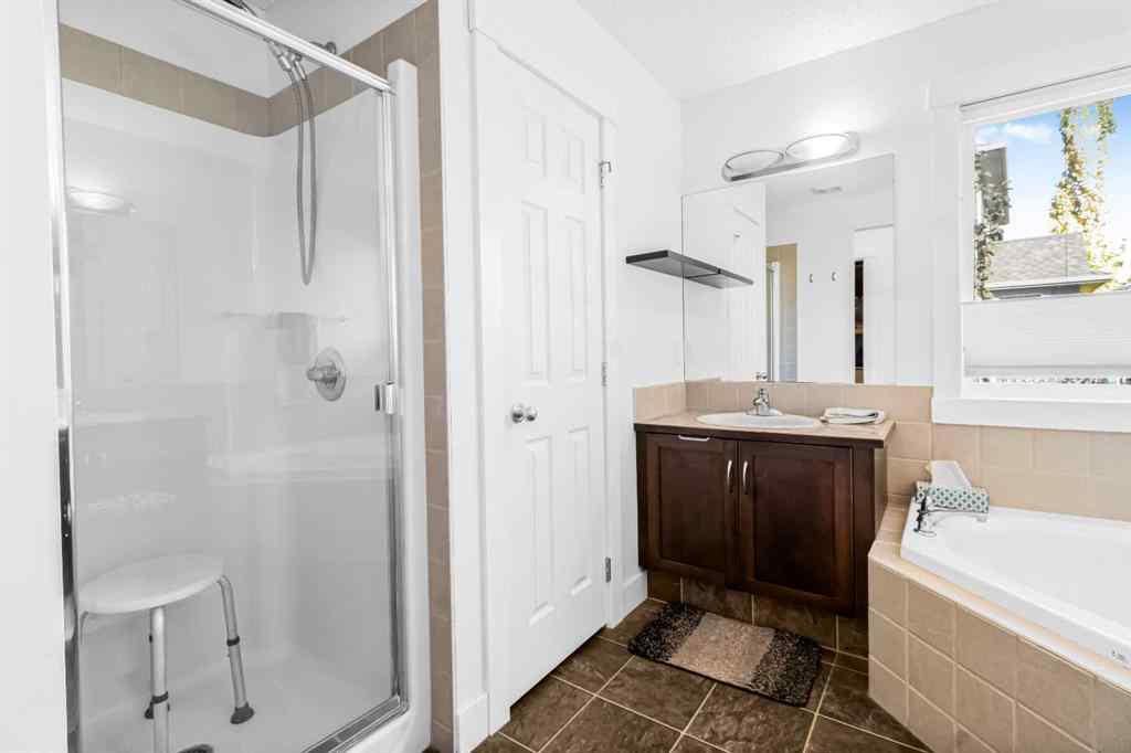 MLS® A2265702 - 811 Boulder Creek Drive SE in Boulder Creek Estates Langdon, Residential