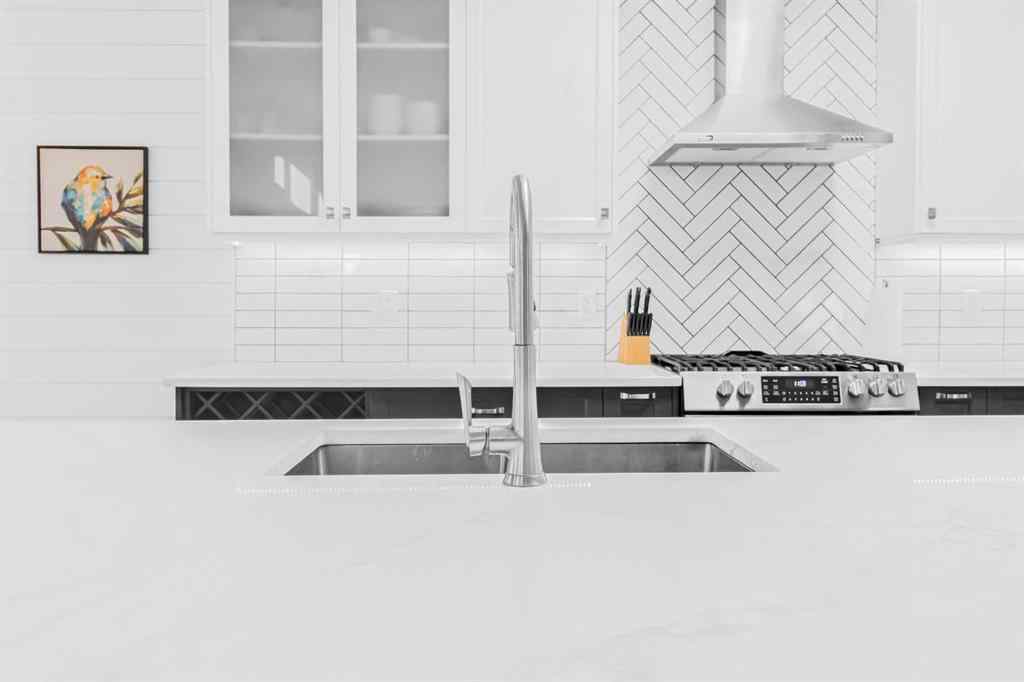 MLS® A2265702 - 811 Boulder Creek Drive SE in Boulder Creek Estates Langdon, Residential