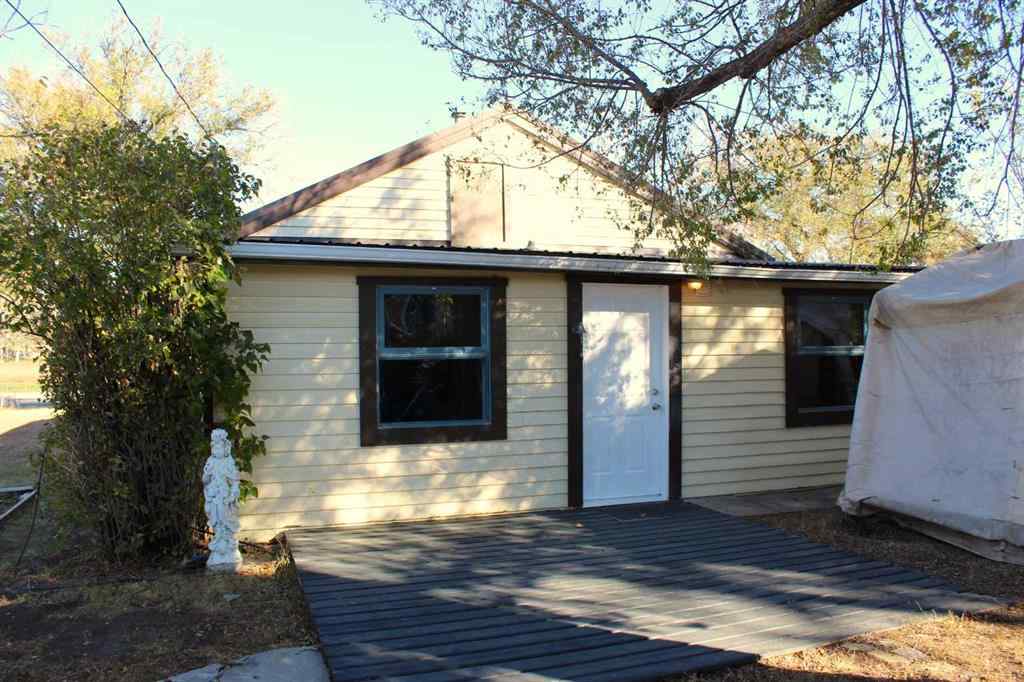 MLS® A2265705 - 515 2 Avenue E in East End Brooks, Residential