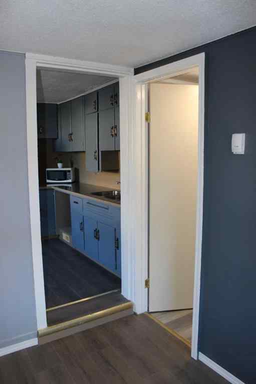 MLS® A2265705 - 515 2 Avenue E in East End Brooks, Residential