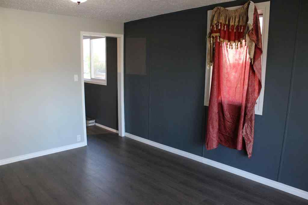 MLS® A2265705 - 515 2 Avenue E in East End Brooks, Residential