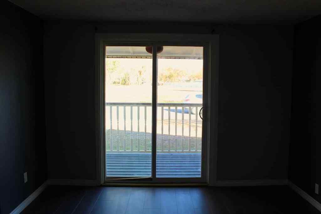 MLS® A2265705 - 515 2 Avenue E in East End Brooks, Residential