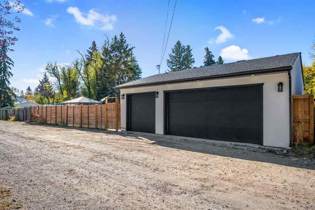MLS® A2265706 - 4239 Vauxhall Crescent NW in Varsity Calgary, Residential