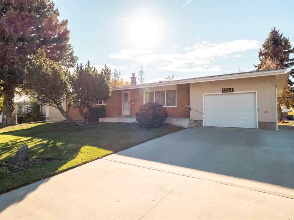 MLS® A2265711 - 1311 23 Avenue  in NONE Coaldale, Residential