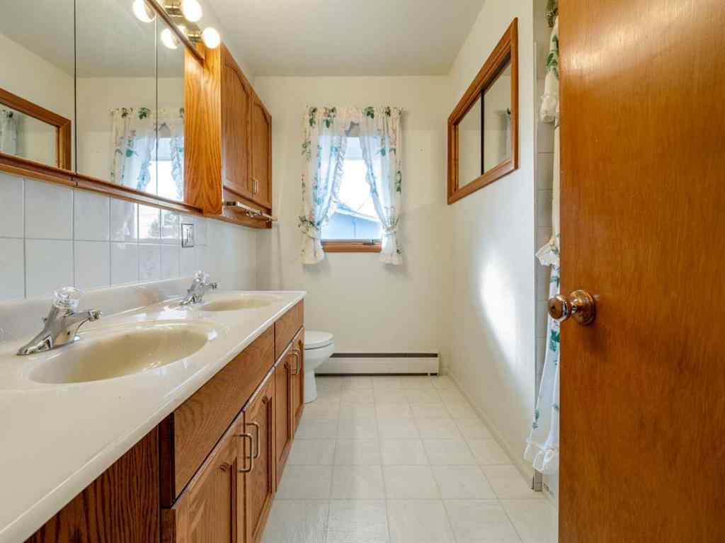 MLS® A2265711 - 1311 23 Avenue  in NONE Coaldale, Residential